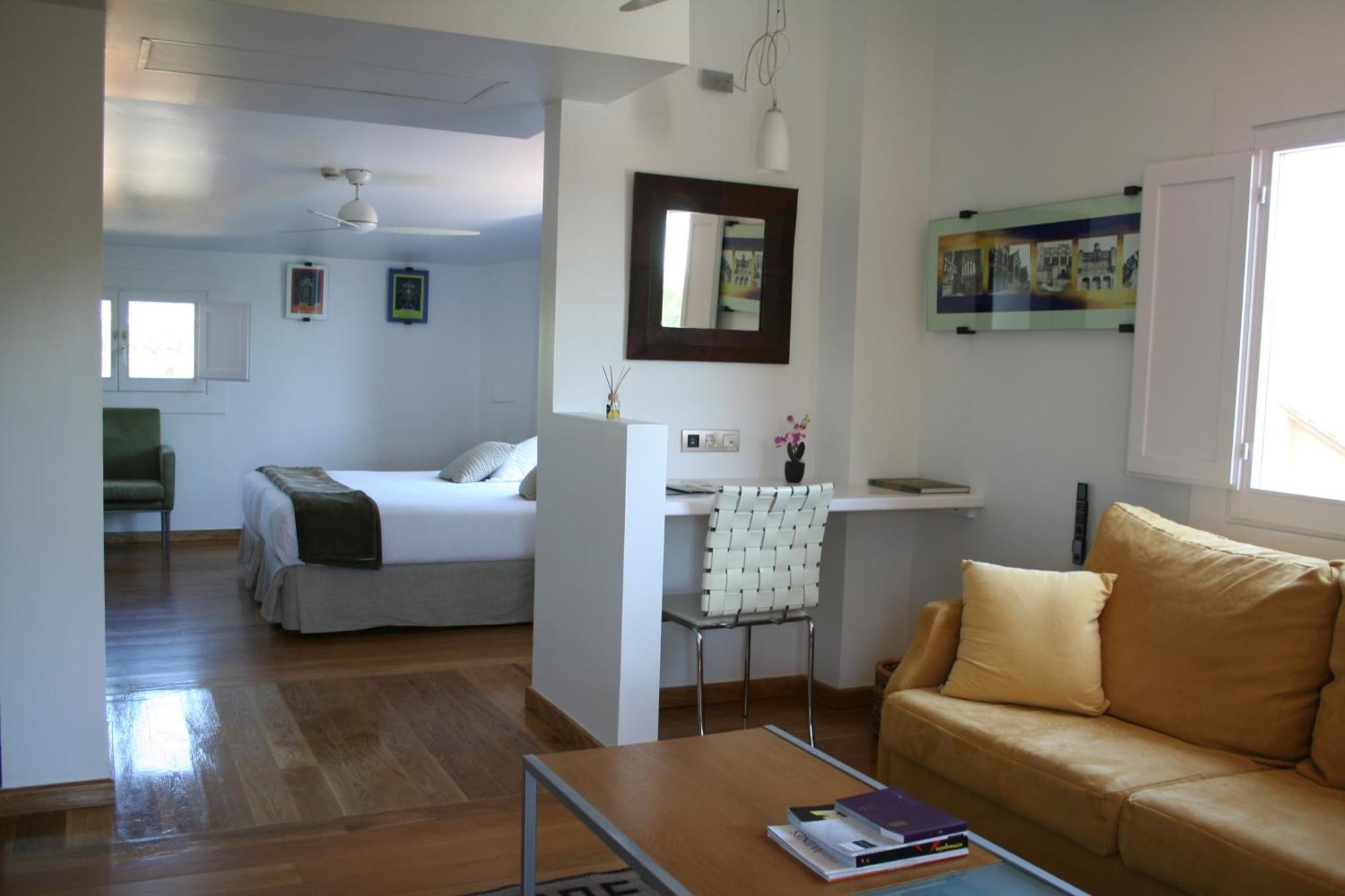 Hotel Boutique Mas Passamaner La Selva del Camp Luaran gambar